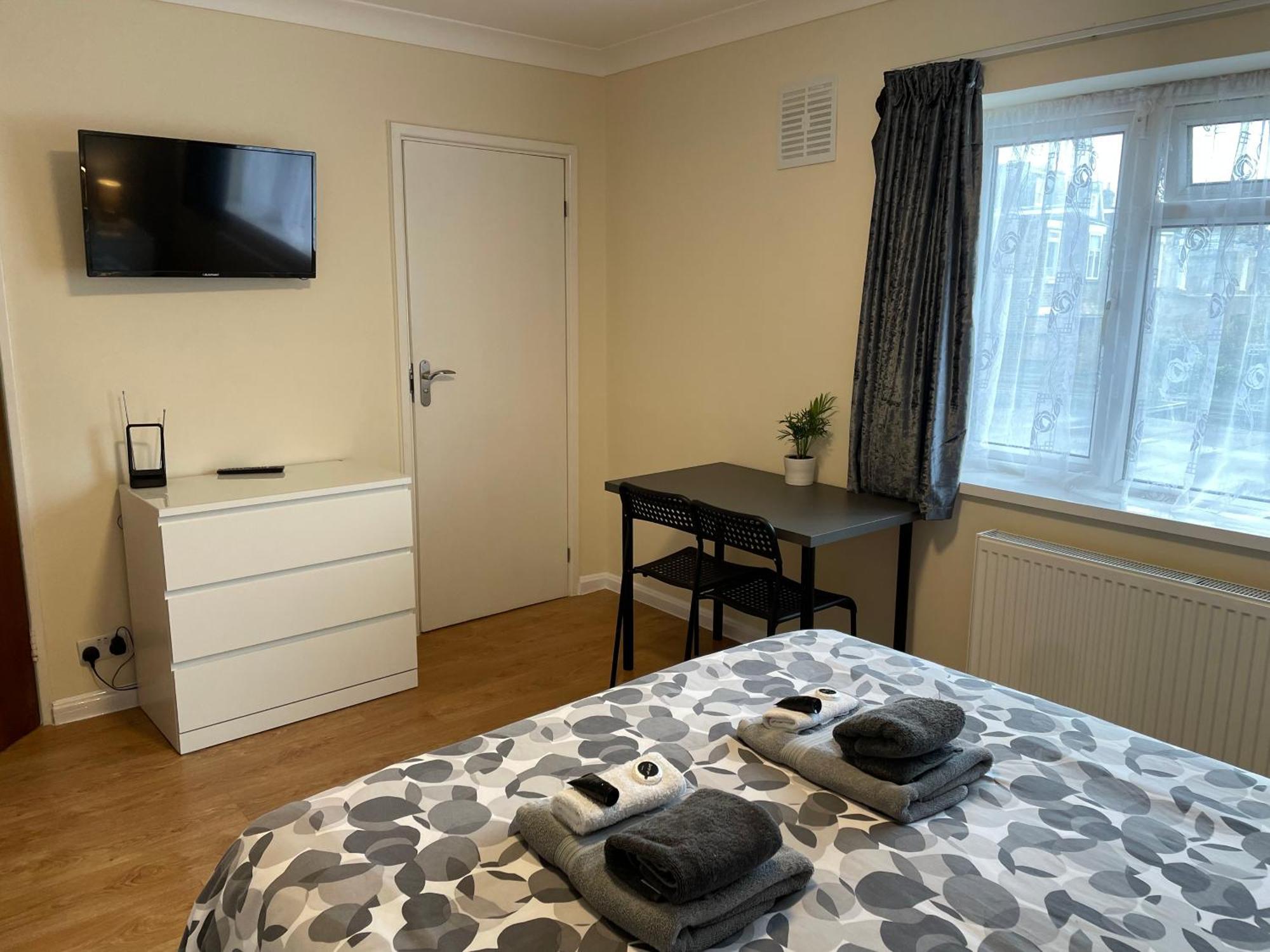 Kensal Lodge 2 Guest House London Exteriör bild